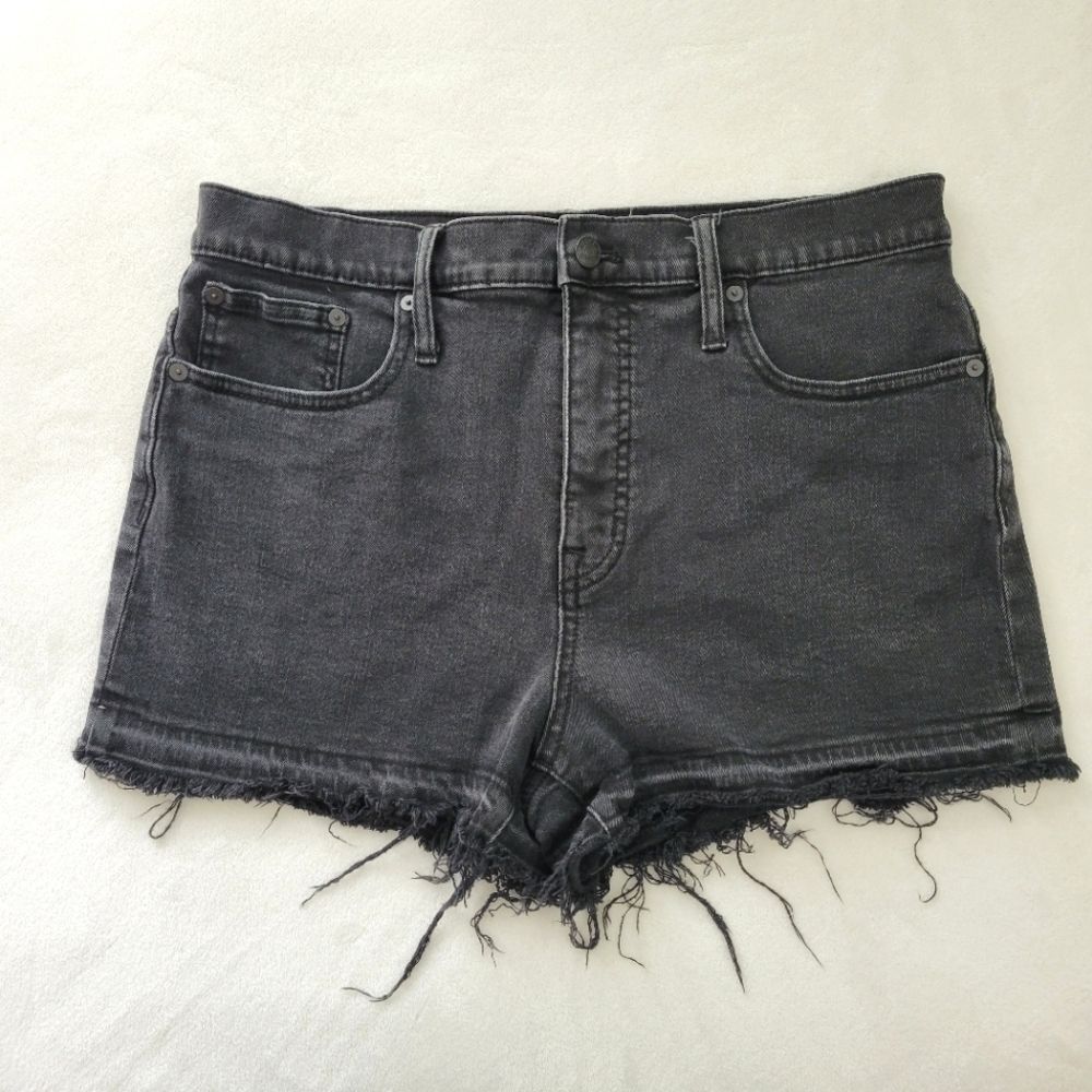 Madewell Black Jean Shorts Size 31